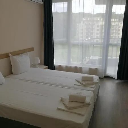 Donchevi Apartamento *