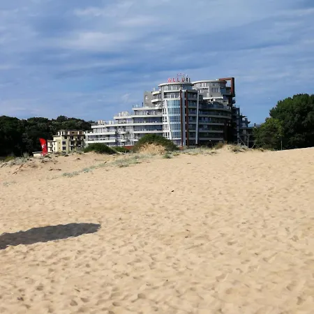 Donchevi Apartamento *